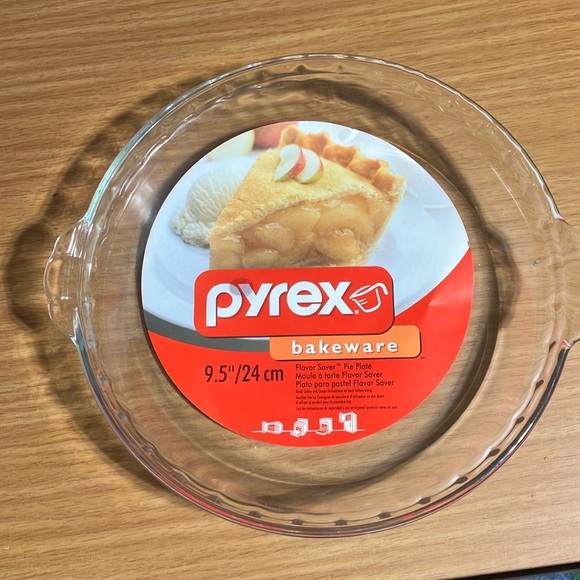 Pyrex Kitchen Pyrex 229 Clear Glass Deep Dish 95 Scalloped Fluted Edge Pie Plate Poshmark